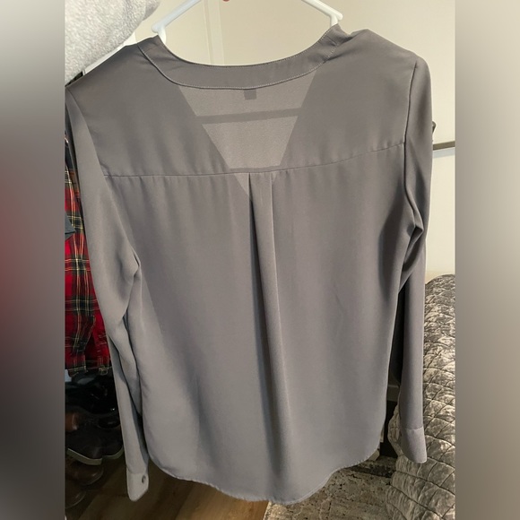 Express Portofino Blouse - Picture 2 of 4